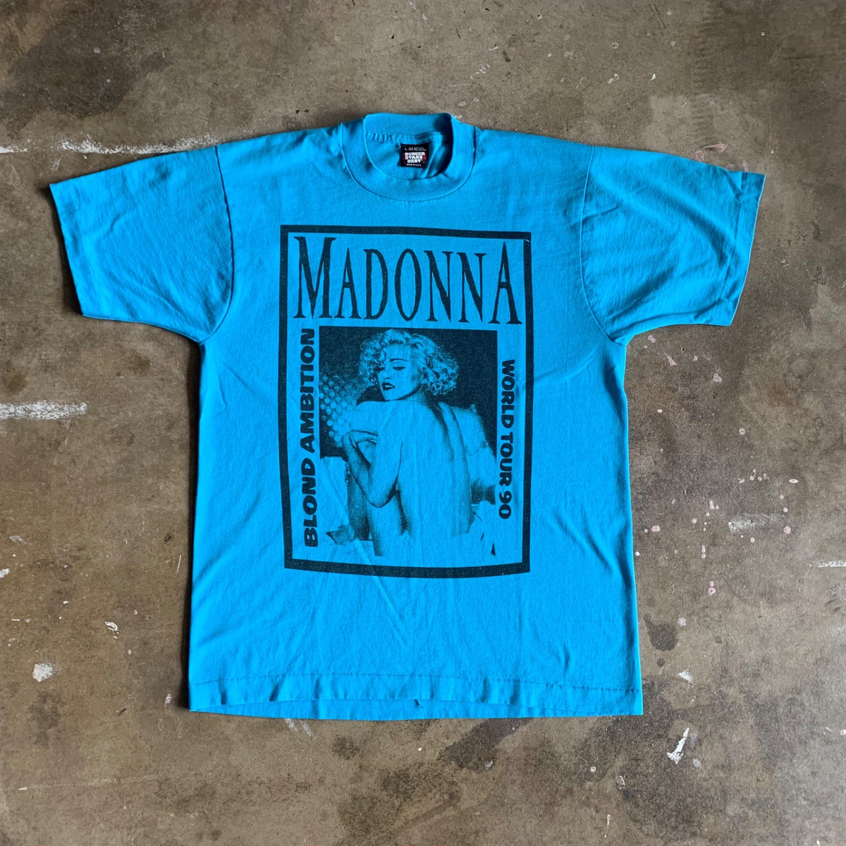 90s VINTAGE MADONNA 1990 BLONDE AMBITION TOUR CONCERT T-SHIRT MEN