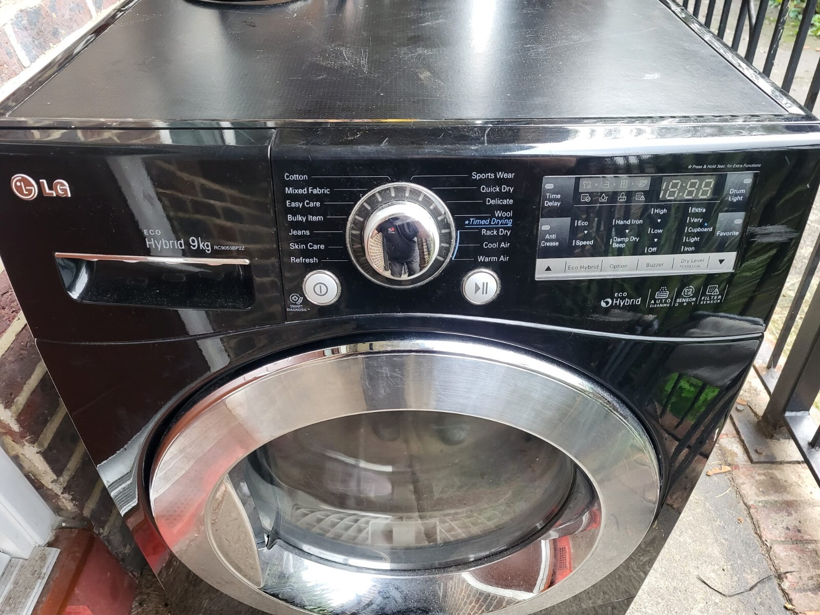 LG Eco hybrid Tumble dryer 9kg RC9055BP2Z eBay