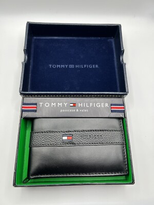 Tommy Hilfiger Genuine Leather Passcase Billfold Mens Wallet w