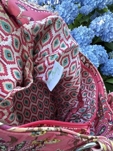 Vera Bradley Quilted Call Me Morgan Paisley Pink Multi Color Shoulder Travel Bag - 第 19/24 張圖片