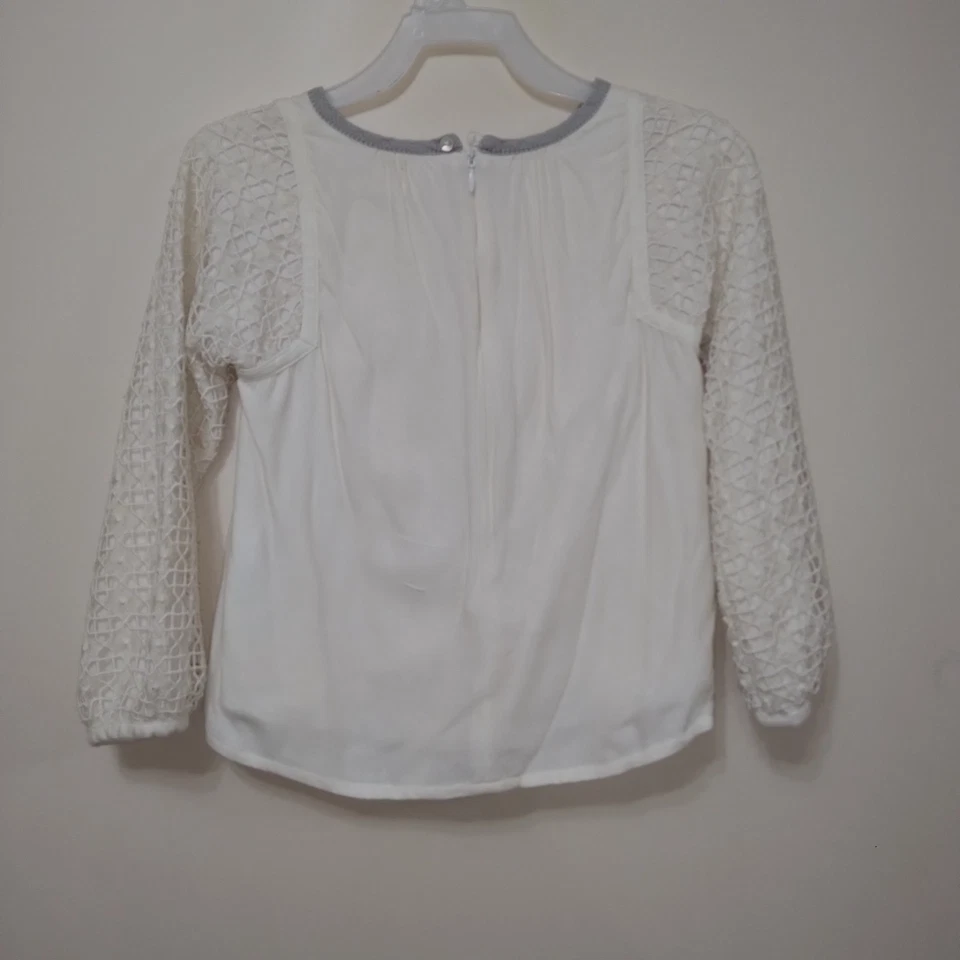 Chloe' girls ivory top with gray trim and gorgeous sleeves size 6 - Image 2 of 4