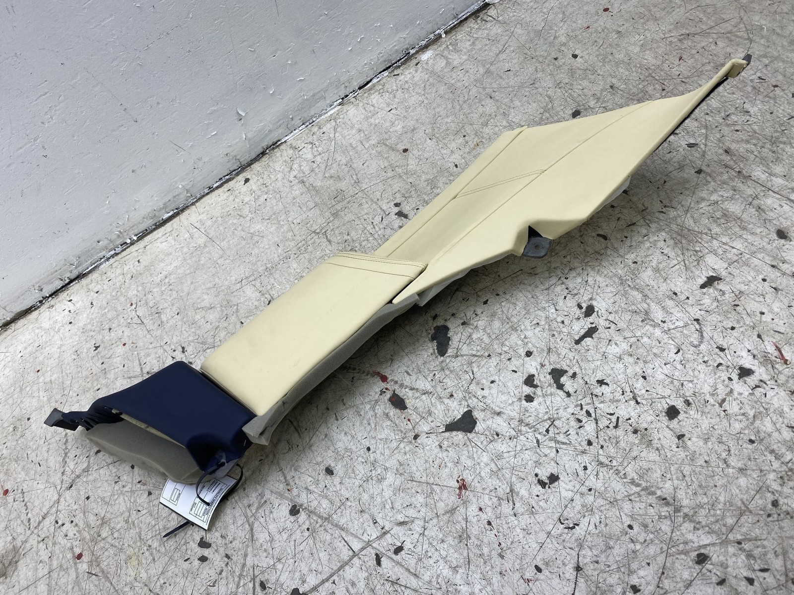 2010-2020 BENTLEY MULSANNE REAR RIGHT PASSENGER SIDE C PILLAR TRIM COVER PANEL