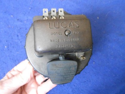 Orig. Lucas Windscreen Washer Motor & Cap 78337E  2SJ Jaguar XKE Sedans 9/64 D/C