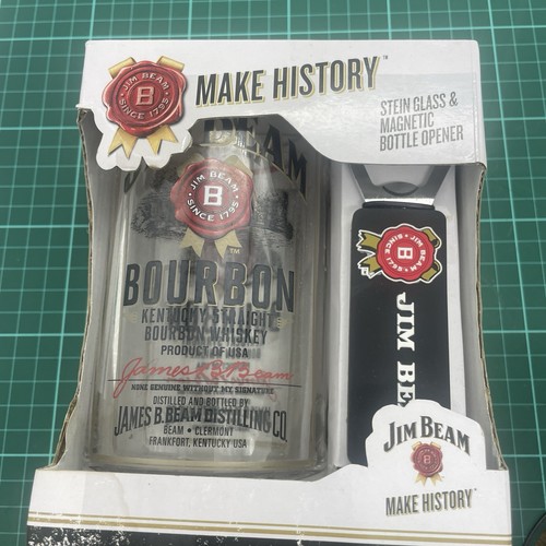 Jim Beam Stein Glass + Bottle Opener Set Boxed & Fudge Money Box New Old Stock - Foto 5 di 8