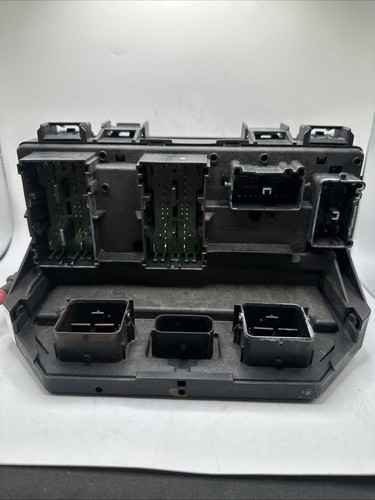 2007 Dodge Nitro Totally Integrated Power Module & Fuse Box 3.7L KAD09C02B5 - Picture 4 of 5