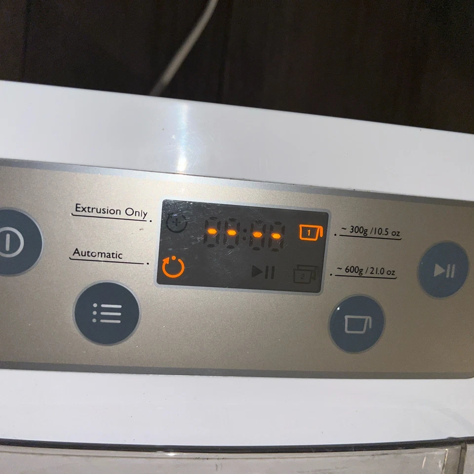 Philips Automatic Pasta and Noodle Maker -HR2357 w/ Accessories - Image 3 of 4