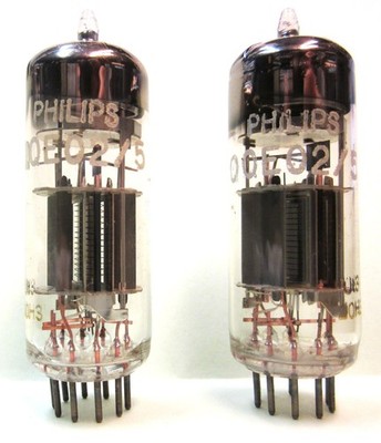 2 Stück Röhre QQE02/5 von PHILIPS , geprüft