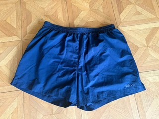 Sporthose / kurze Shorts für Herren von Adidas Größe 10 (XL)