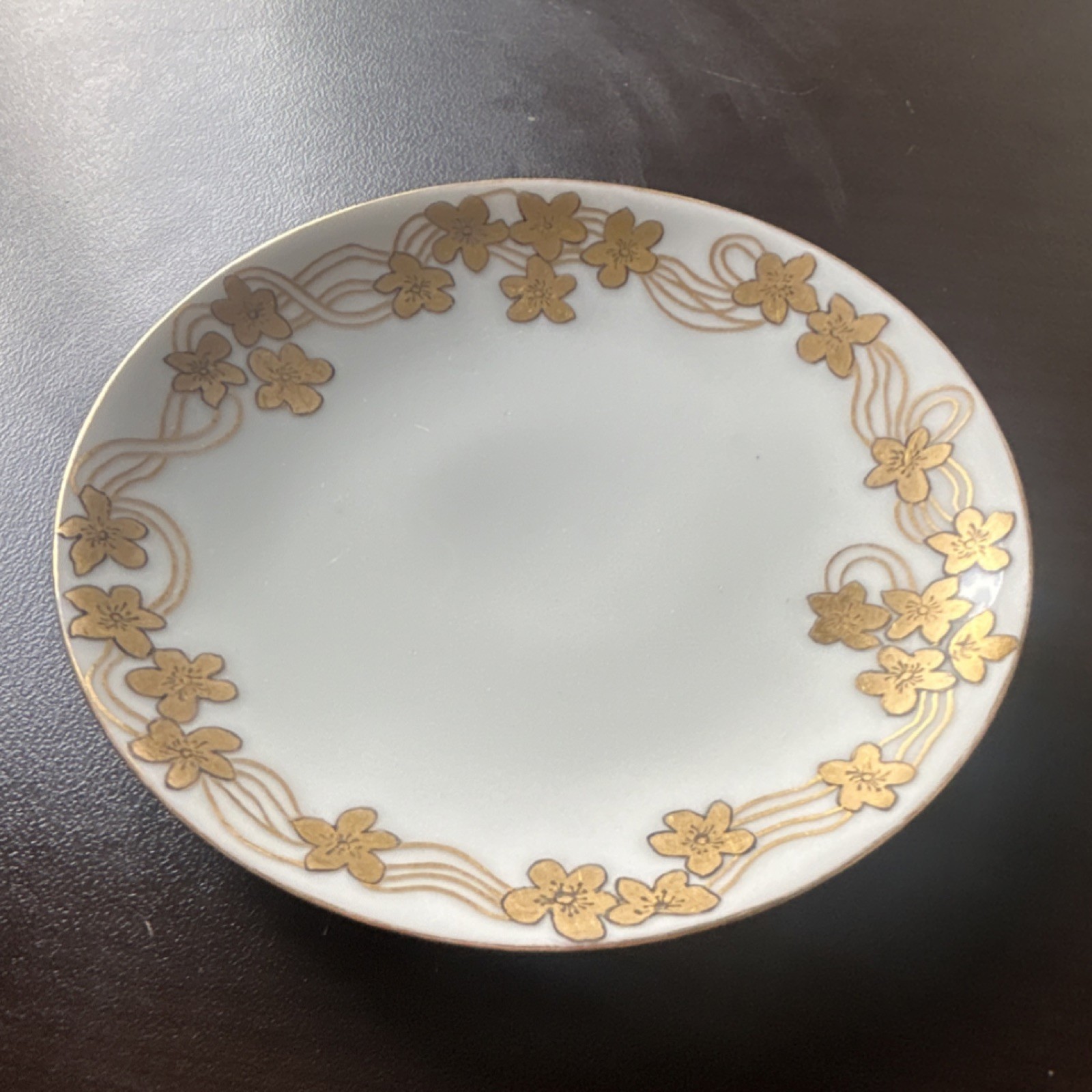Thomas Sevres Bavaria Porcelain Decorative Plate White Gold Floral Design Round