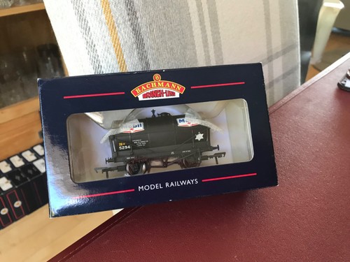 Bachmann 37-675A 14 Tonnen Kesselwagen 5294 in mobil schwarzer Lackierung | Condition: Used