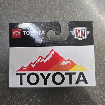 M2 Machines Toyota 1985 Pick Up Truck 1:64 Scale | eBay