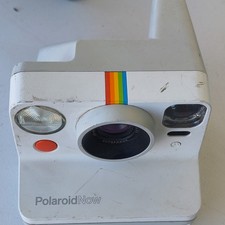 Polaroid Now Instant Camera White