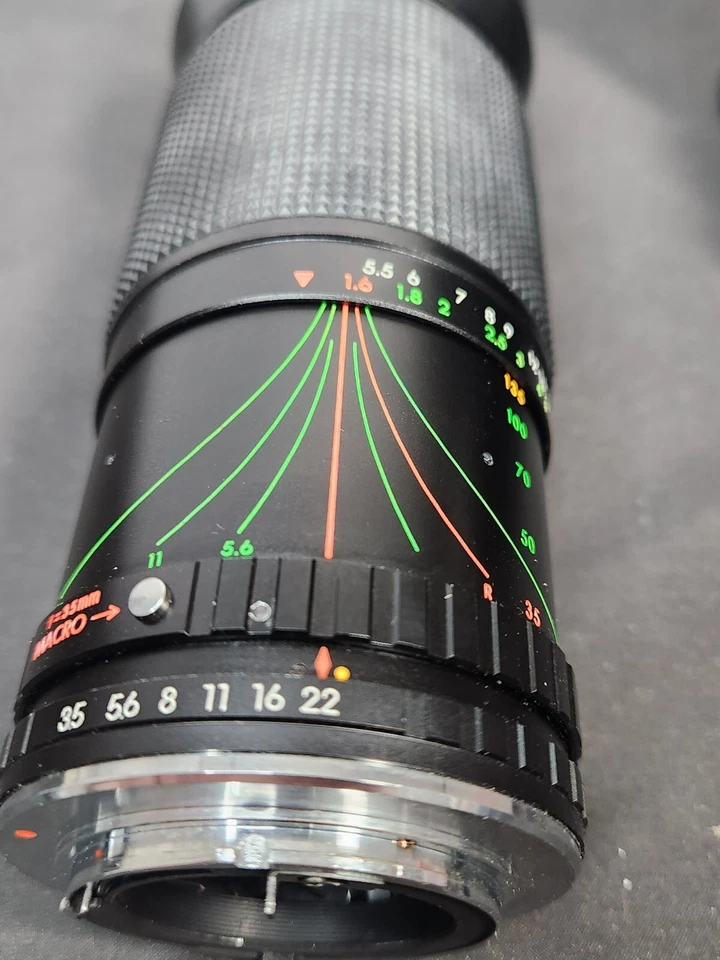 Sakar MC Auto Camera Zoom Lens Macro 1:3.5-4.8 f=35-200 mm 101872 w/ Case & UV - Image 3 of 4