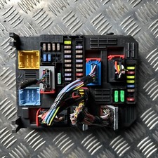 2019 VAUXHALL GRANDLAND X BODY CONTROL MODULE FUSEBOX RELAY 9830813080