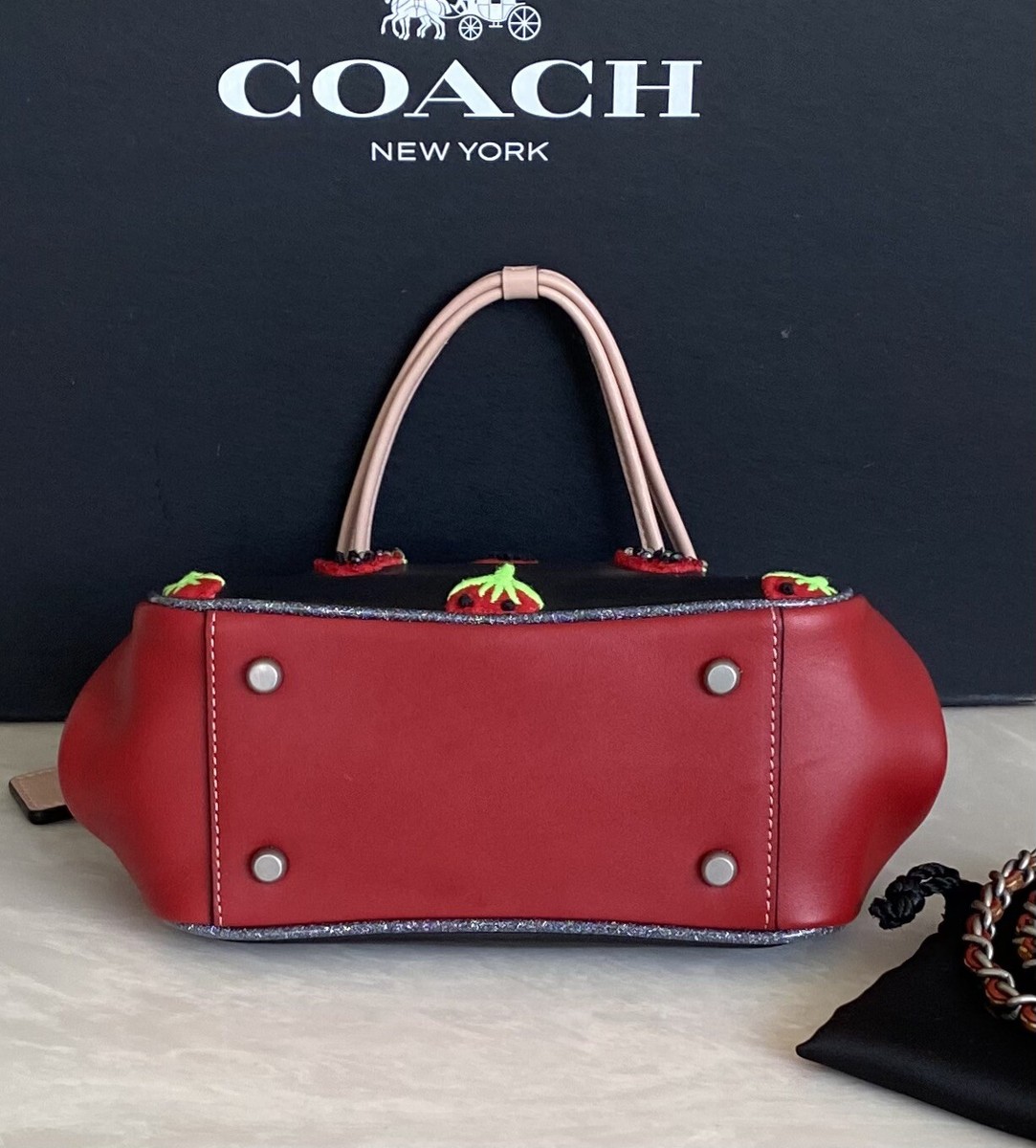 COACH 1941 LIMITED EDITION BLACK/RED STRAWBERRY DOUBLE KISSLOCK