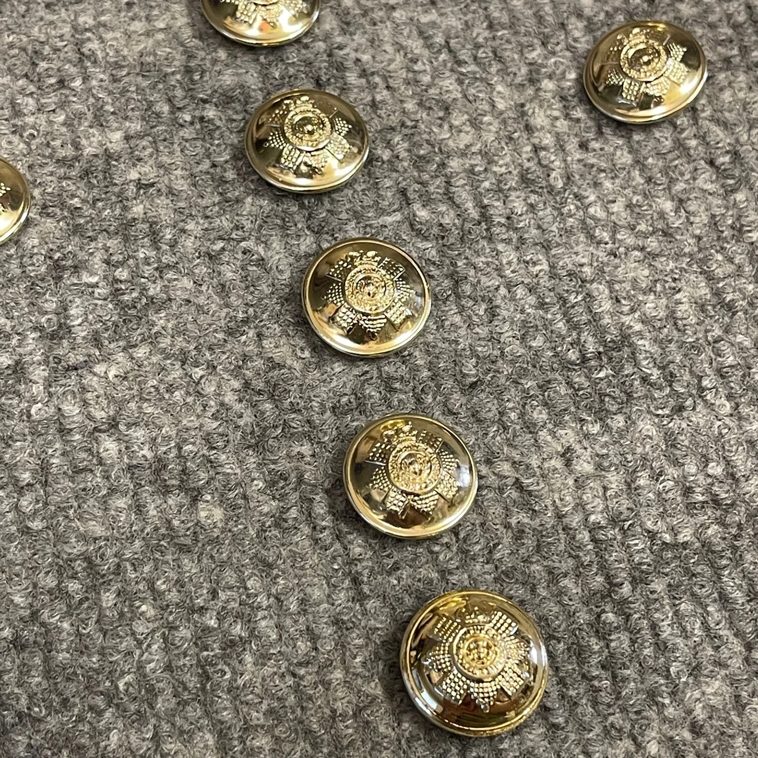 British Army Surplus Issue Scots Guards Regiment Firmin Tunic Buttons 19mm - Picture 2 of 3