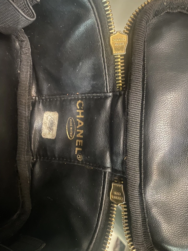 Authentic Chanel Patent Leather Vanity Case Make Up Bag - Image 4 of 4