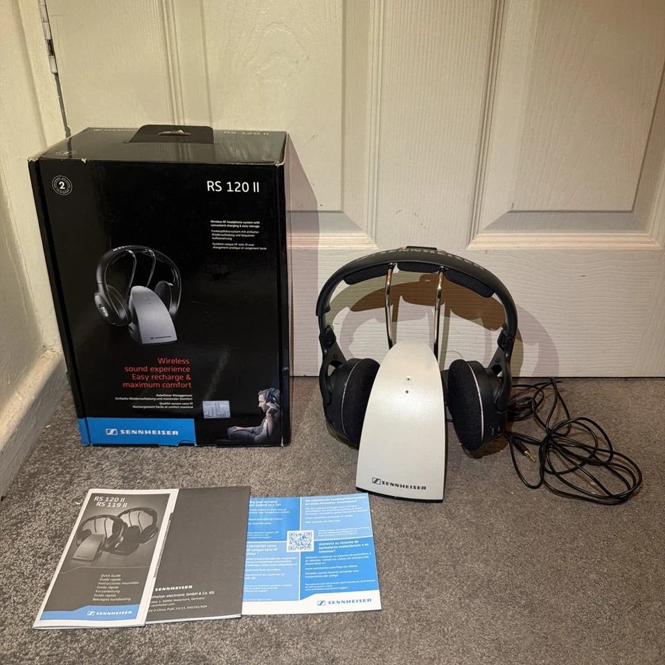 Sennheiser RS 120 II RF Wireless TV Headphones with Transmitter Base boxed, photo 1 of 5