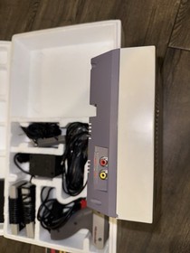 TESTED Nintendo Entertainment System NES Action Set w/Box Gray Zapper CIB. READ!