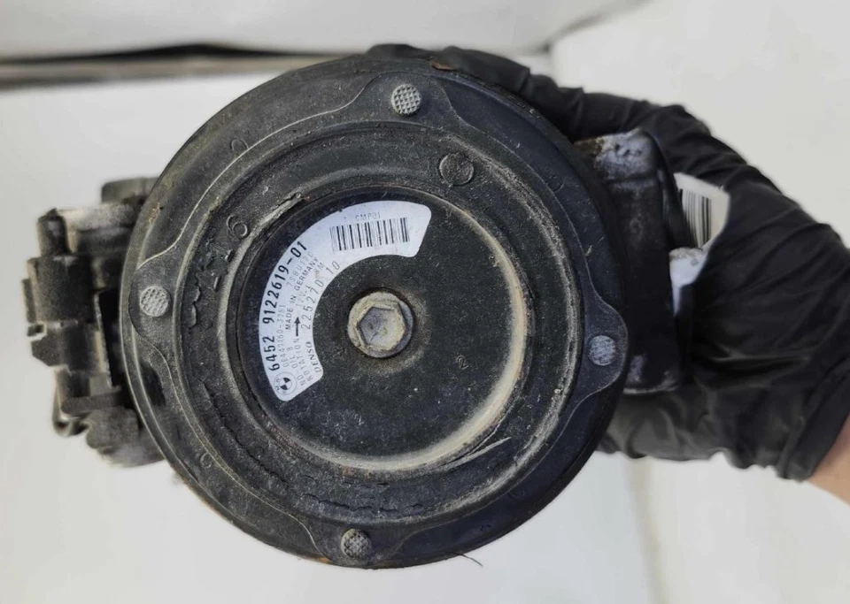 2006-2011 BMW 525i 528i 530i Air Conditioning A/C Compressor Used Foto 2 de 3