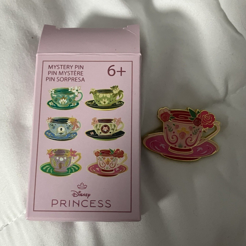 Disney Princess Mystery Teacup Pin Single - Disney Franchise Princess Theme 