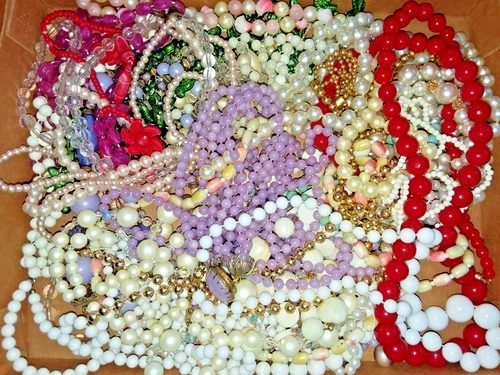 Costume Jewelry All Beads Lot Wear or Craft 2.7 lb great for dress up parties