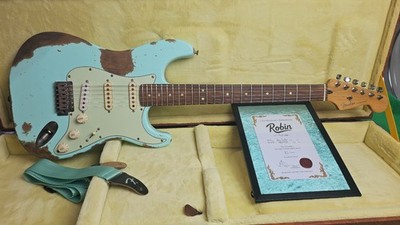 Stratocaster ''John Mayer Style and Sound'' Silver Sky Pickups Relic Surf Green