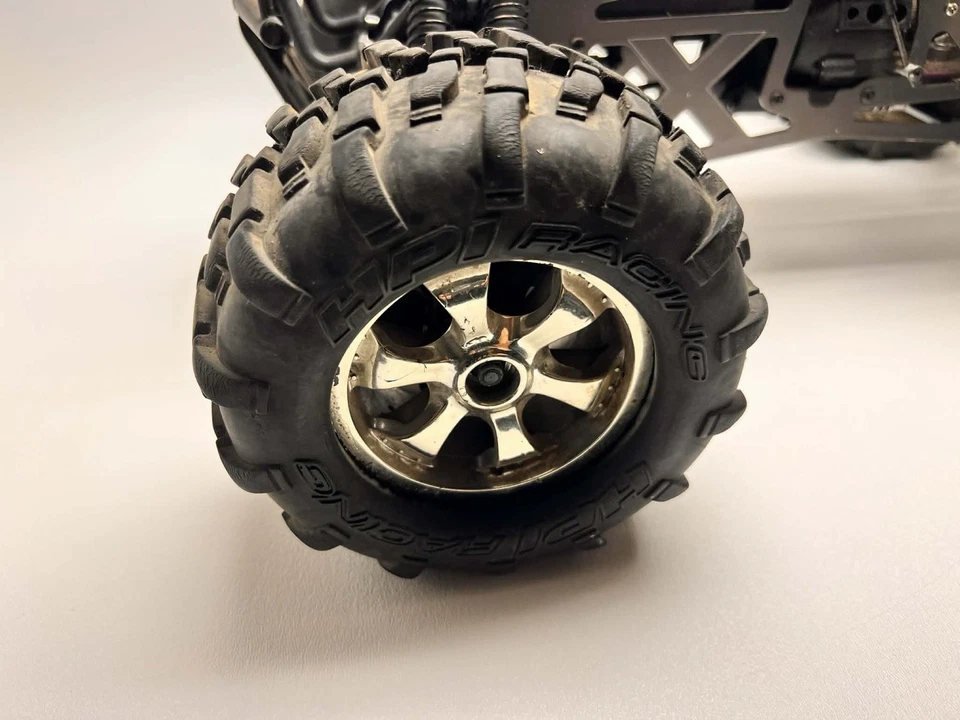 Coche de radiocontrol con motor Monster Truck todoterreno HPI Savage 1 - NO PROBADO (LEER DESCRIPCIÓN) Foto 4 de 4