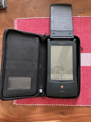 2nd Generation Apple Newton MessagePad 110 with Carrying Case