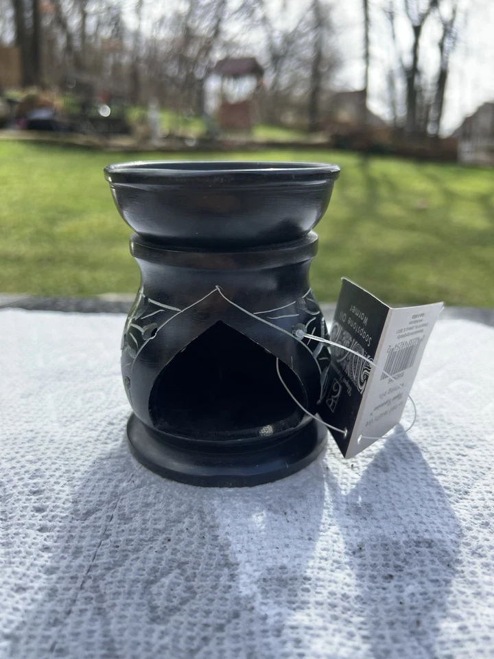 Calentador de aceite de piedra de jabón negro tallado Elegant Expressions 3 3/4 pulgadas de alto nuevo Foto 2 de 4