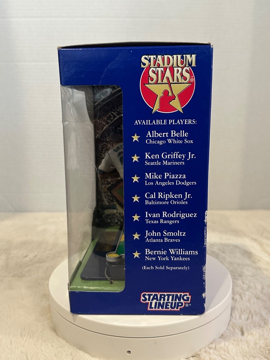 NIB Vintage 1998 Ken Griffey Jr. Kenner Starting Lineup Stadium