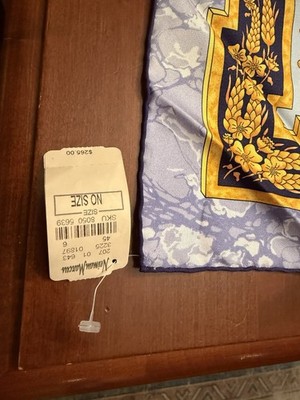 T*i様 hh【used】HERMES ハンカチ　スカーフ　カルペディエム　カレ HERMÈS Silk Scarf- Carpe Diem Collection Light Blue And Gold | eBay