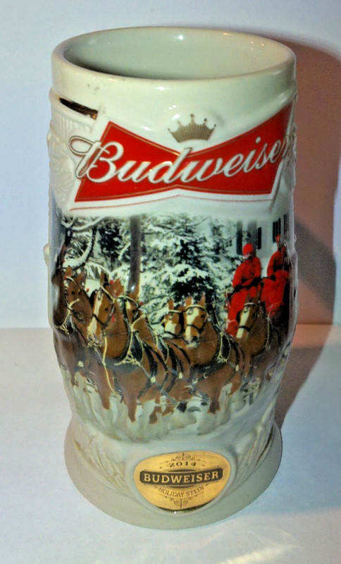 🍺 2014 Budweiser Christmas Beer Stein Holiday Lane Clydesdale COA, No Box