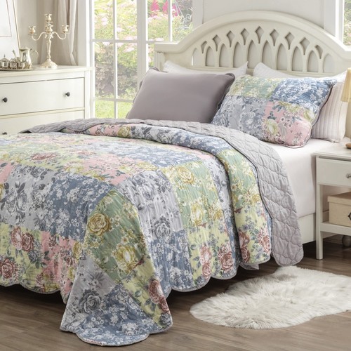Greenland Home Emma Vintage Style Quilt Set, 3-Piece Full/Queen, Gray - Picture 2 of 7