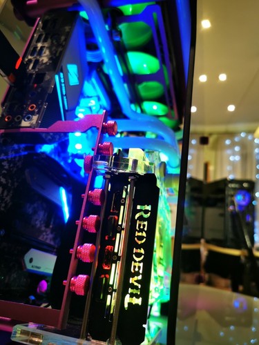 Zeaginal ZC11 Acryl Grafikkartehalter f. Vertikalem Einbau inklusive PCI Rieser  - Bild 5 von 9