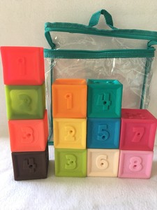 infantino squeeze and stack block set