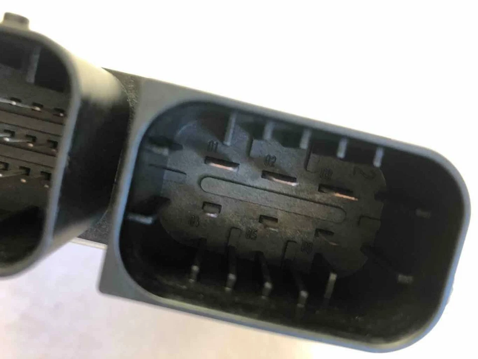 2008 BMW 5 SERIES Engine Control Computer Module Unit Assembly 1277022096 - Image 4 of 4