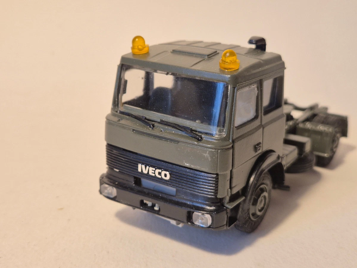 OLD CARS 1/43 Camionette Minibus Fiat Iveco Daily Pompiers EUR 17,00 - FR