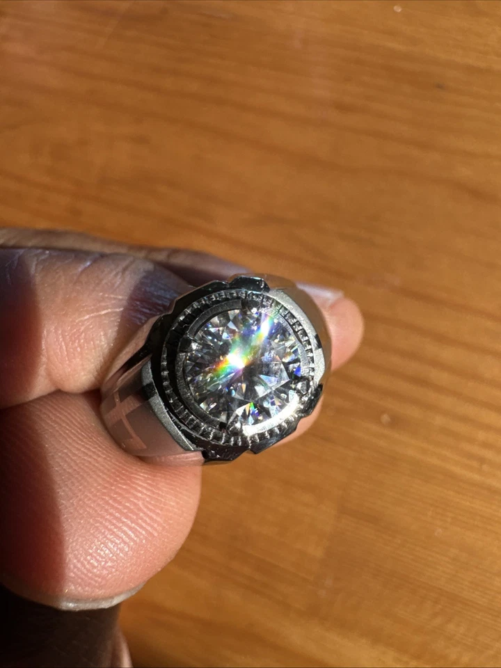 Natural Moissanite With Ring - Image 2 of 4