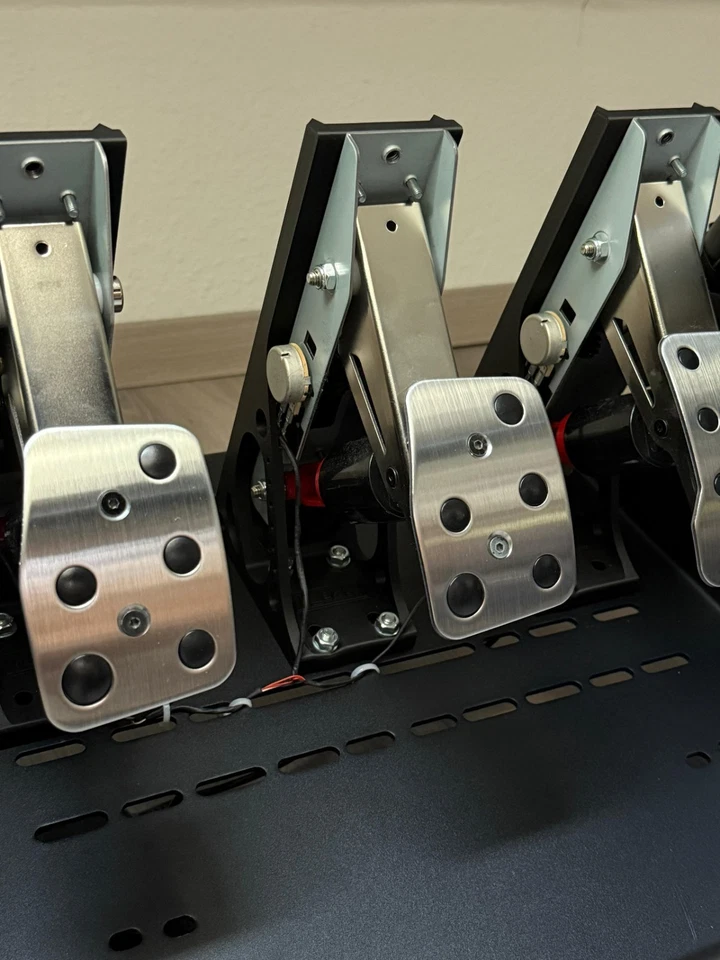 Mod Kit inversión pedales Logitech G29 G920 G923 - Immagine 4 di 4