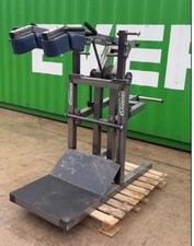 Legend Fitness Kniebeugenmaschine