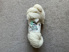 TeAwa PURE NATURAL NEW ZEALAND WOOL YARN-WHITE-8 PLY- 1 X 300 GRAM HANK