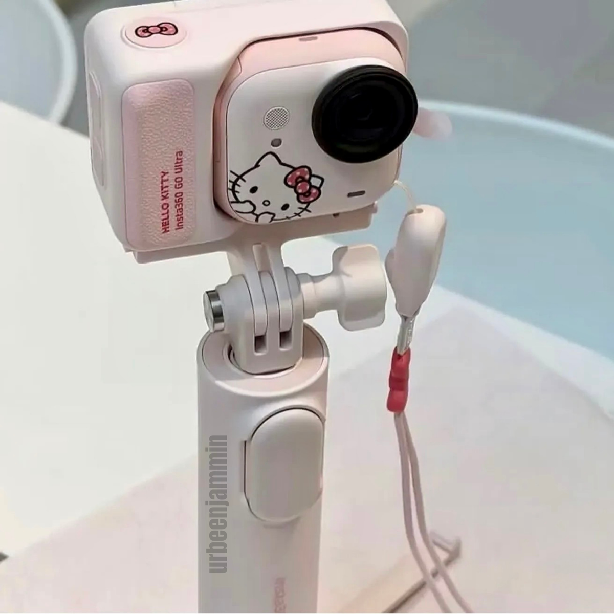 INSTA360 HELLO KITTY GO ULTRA ACTION CAMERA CREATOR BUNDLE * SHIPS