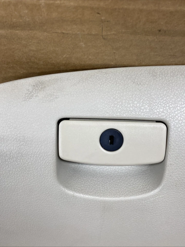 2008 2009 2010 2011 Subaru Impreza WRX STI guantera compartimento montaje de bolsillo Foto 3 de 4