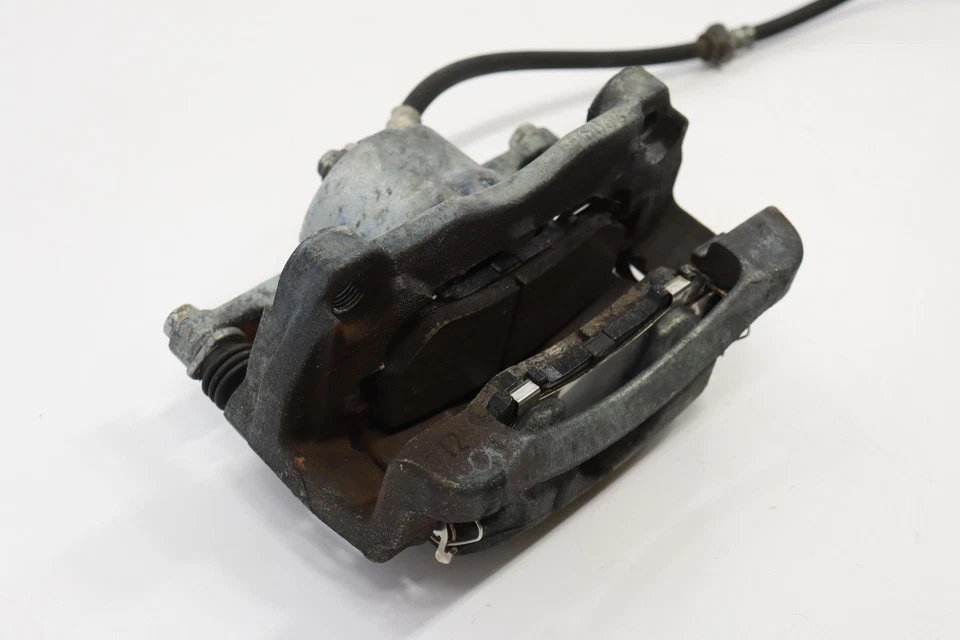 2014-2020 NISSAN ROGUE FRONT RIGHT PASSENGER SIDE DISC BRAKE CALIPER W/ HOSE OEM - Image 3 of 4