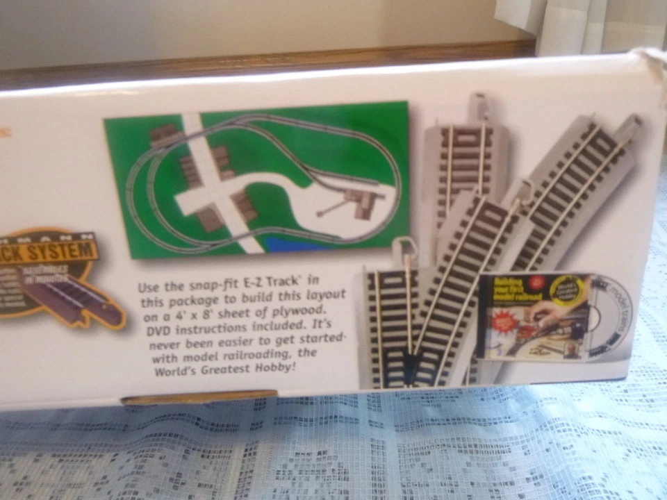 Bachmann E-Z  HO Scale Nickel Silver First Railroad Track Pack 44596 Complete - Image 3 of 4