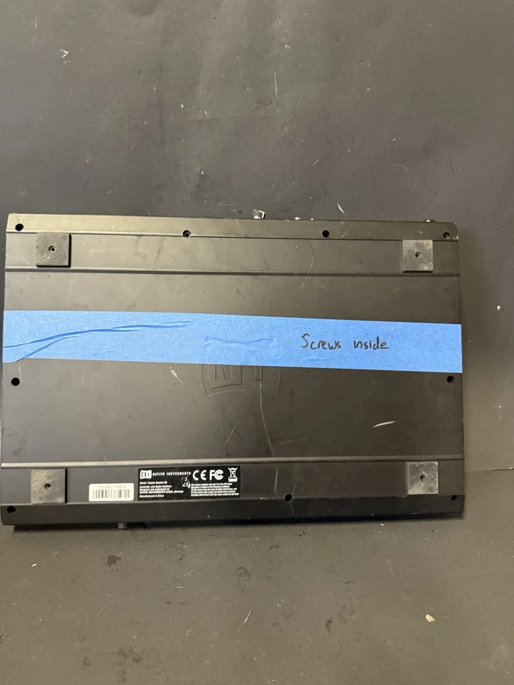 Native Instruments Traktor Kontrol S2 MK2 2-Channel DJ Controller Black - Image 3 of 4