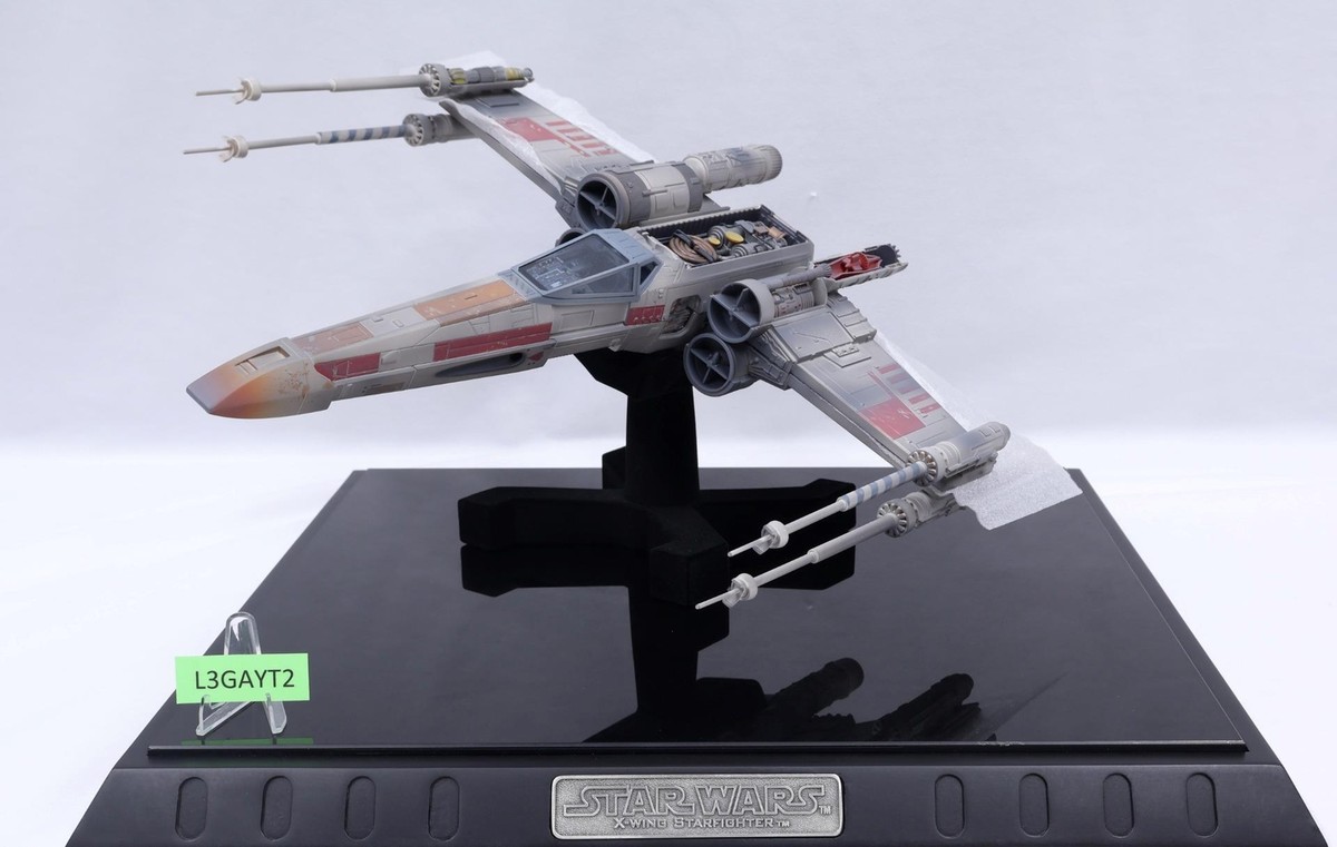 Luke Skywalker X-Wing Starfighter Star Wars Code 3 Luke Skywalker X-Wing Starfighter Star Wars Code 3
