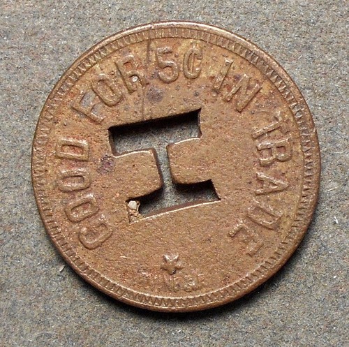 Amusement: Novelty Machine Works Good For 5c In Trade. Brass, H cut out, 21mm - Picture 2 of 2