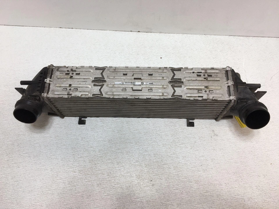Intercooler BMW 528I 12 13 14 15 16 Foto 2 de 2